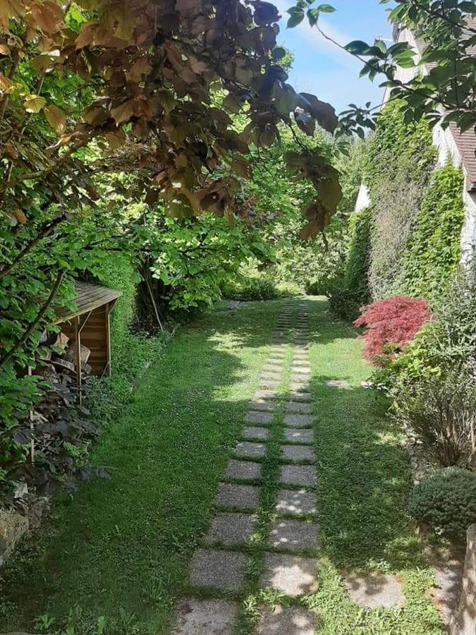 Au Chat Perche Espace Familial Mareil-sur-Mauldre Exteriör bild